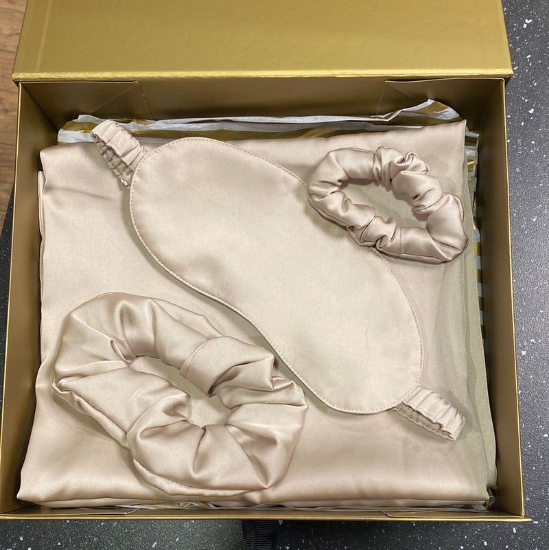Gift box two silk pillowcase 2 hair band & eyes